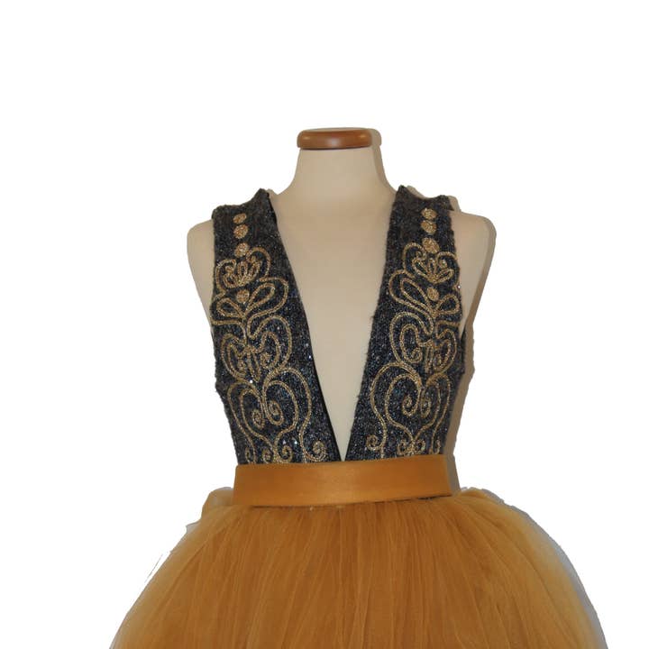 abito cerimonia sposa fatto a mano italia per la vendita all'ingrosso da parte di Ana Cris Couture