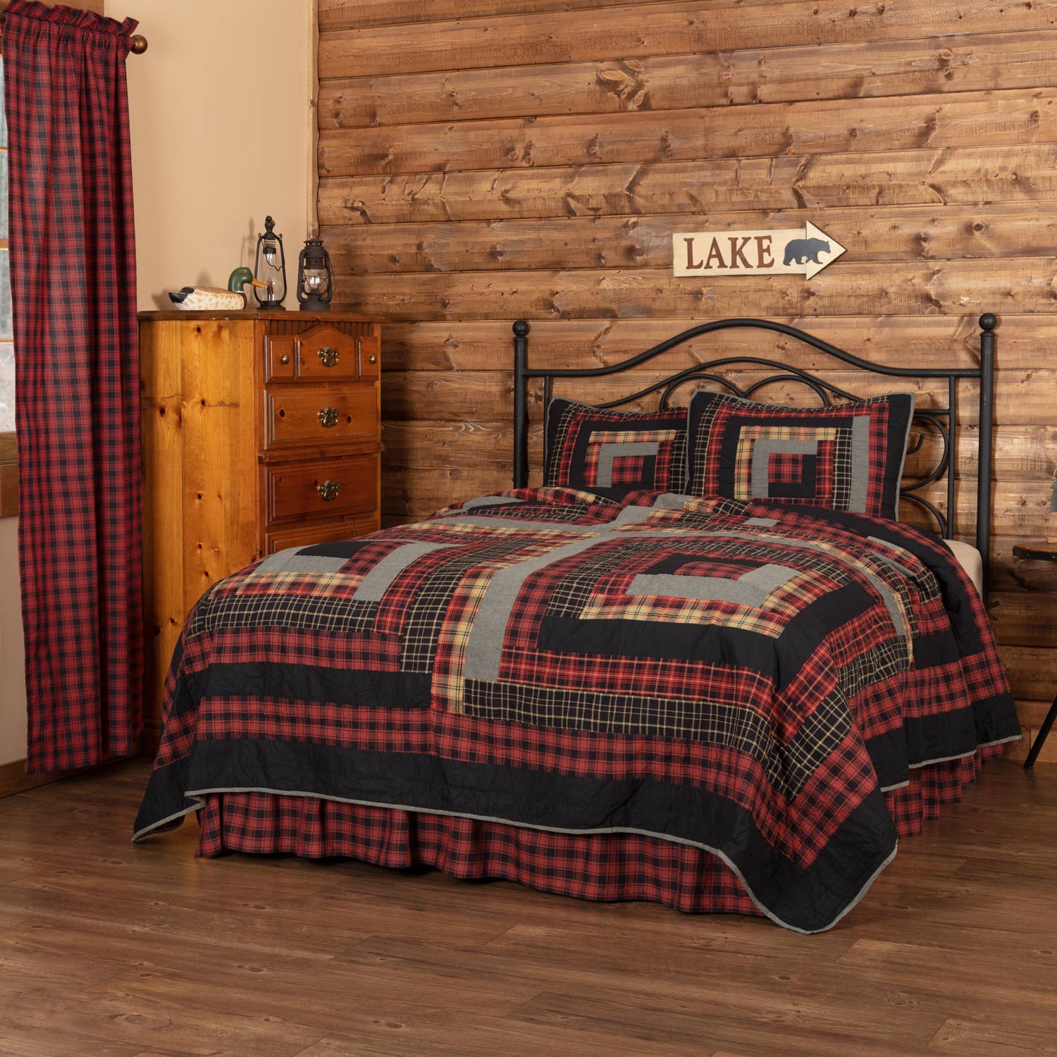 VHC Brands - Wholesale Bedding Set - Cumberland King Quilt Set; 1-Quilt 105Wx95L w/2 Shams 21x370
