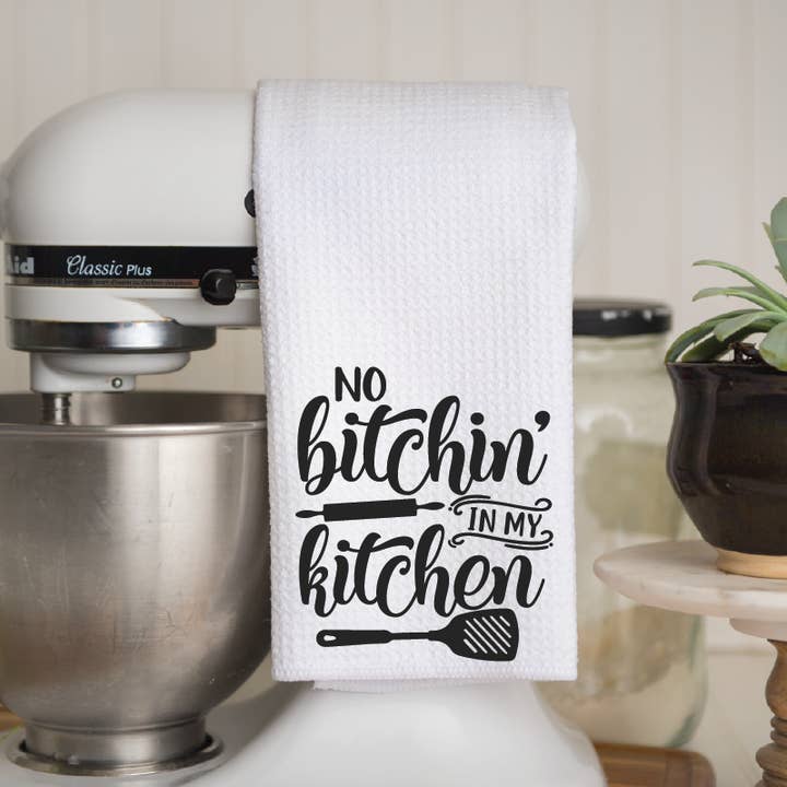 Waffeltuch „No Bitchin in My Kitchen“ für den Großhandel von BellaJae Creations & Co.