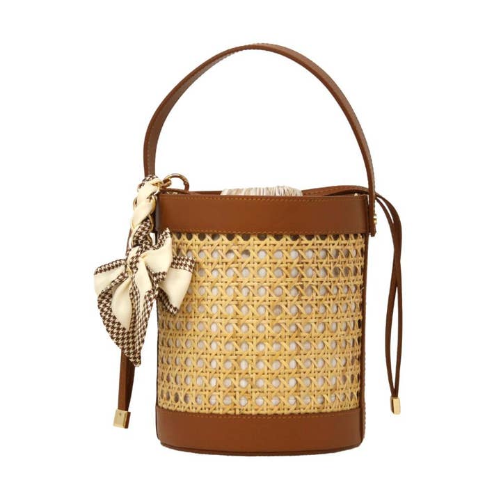 GF0825 GENUINE ITALIAN LEATHER BUCKET BAG for wholesale by German Fuentes Handbags