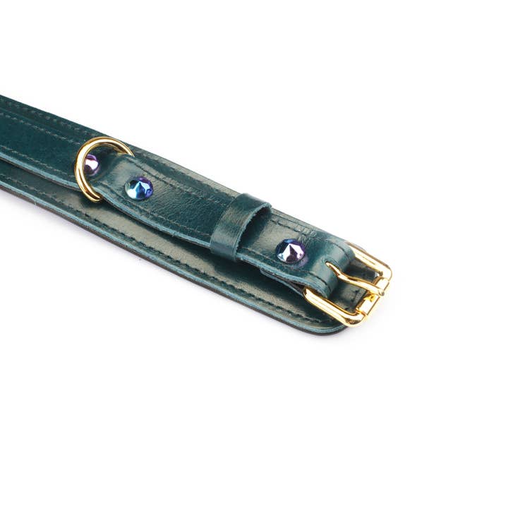 Liebe Seele – Großhandel Sexspielzeug – Luxus-Knöchelfesseln aus blauem Leder mit blauen Nieten 4