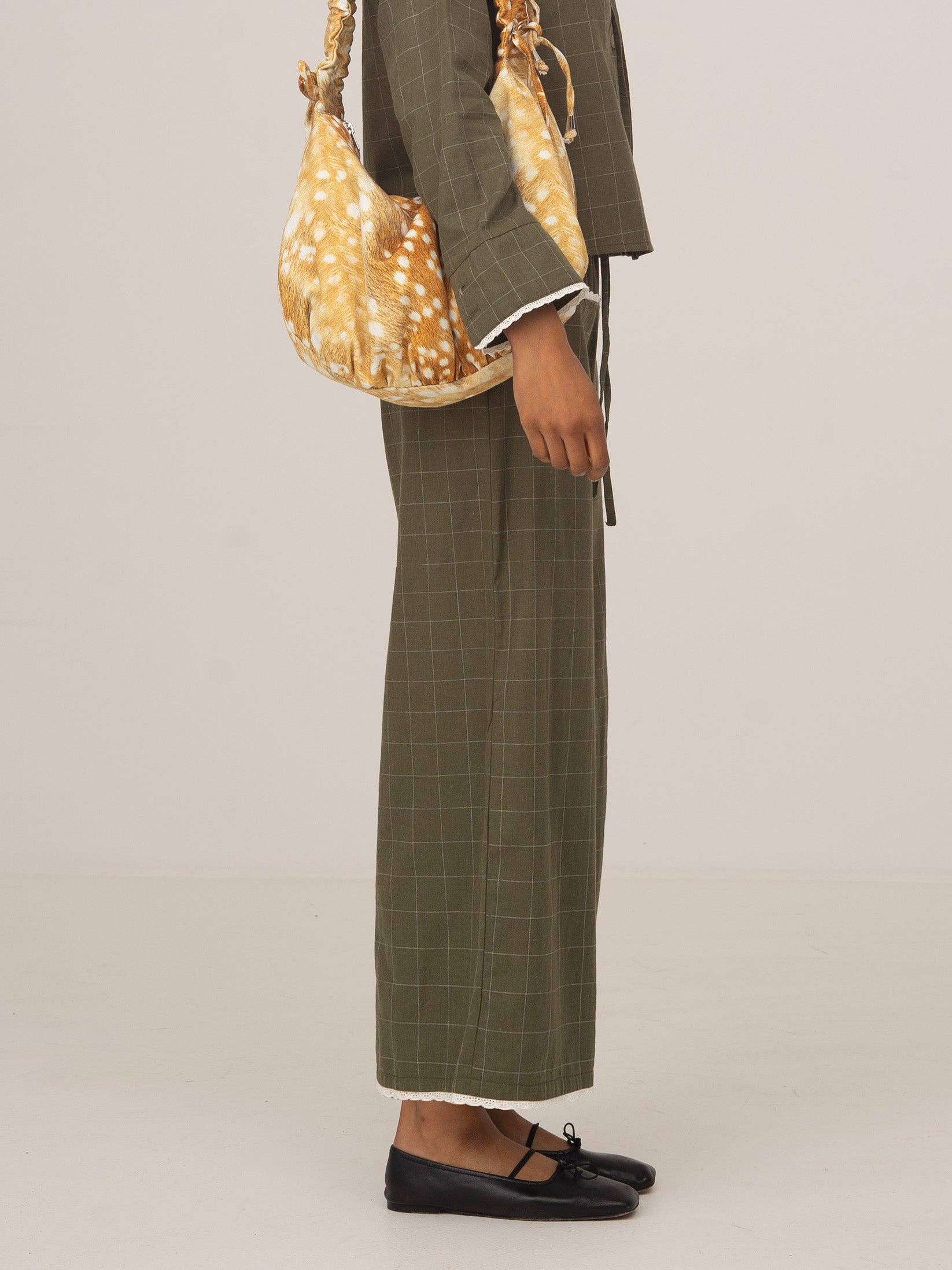 CARMEN SAYS - Wholesale Pants - Women's - Pantalones largos a cuadros verdes y blancos de Betty3