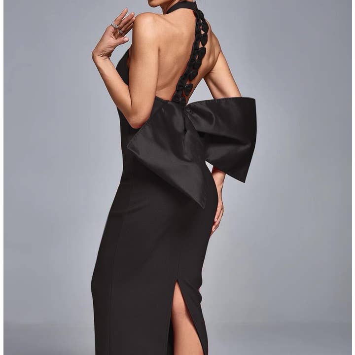 Productseeker – Großhandel Kleid – Damen – DR369 Rotes, rückenfreies Kleid mit großer Schleife und schmaler Passform2