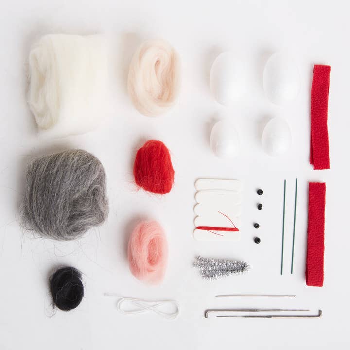 Simply Make: Needle Felting Craft Kit - Heart Mouse Duo Simply Make: Needle Felting Craft Kit - Heart Mouse Duo
