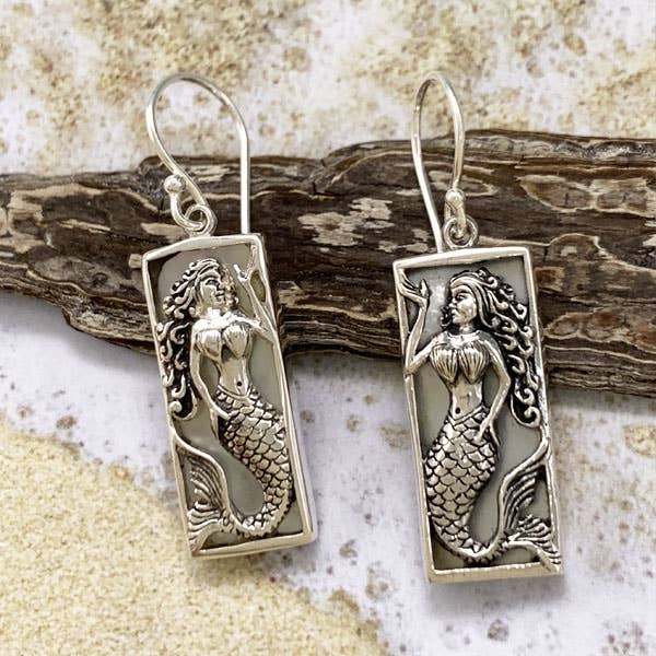 Boucles d'oreilles sirène en argent sterling et ormeau naturel pour la vente par Goddess Design Studio