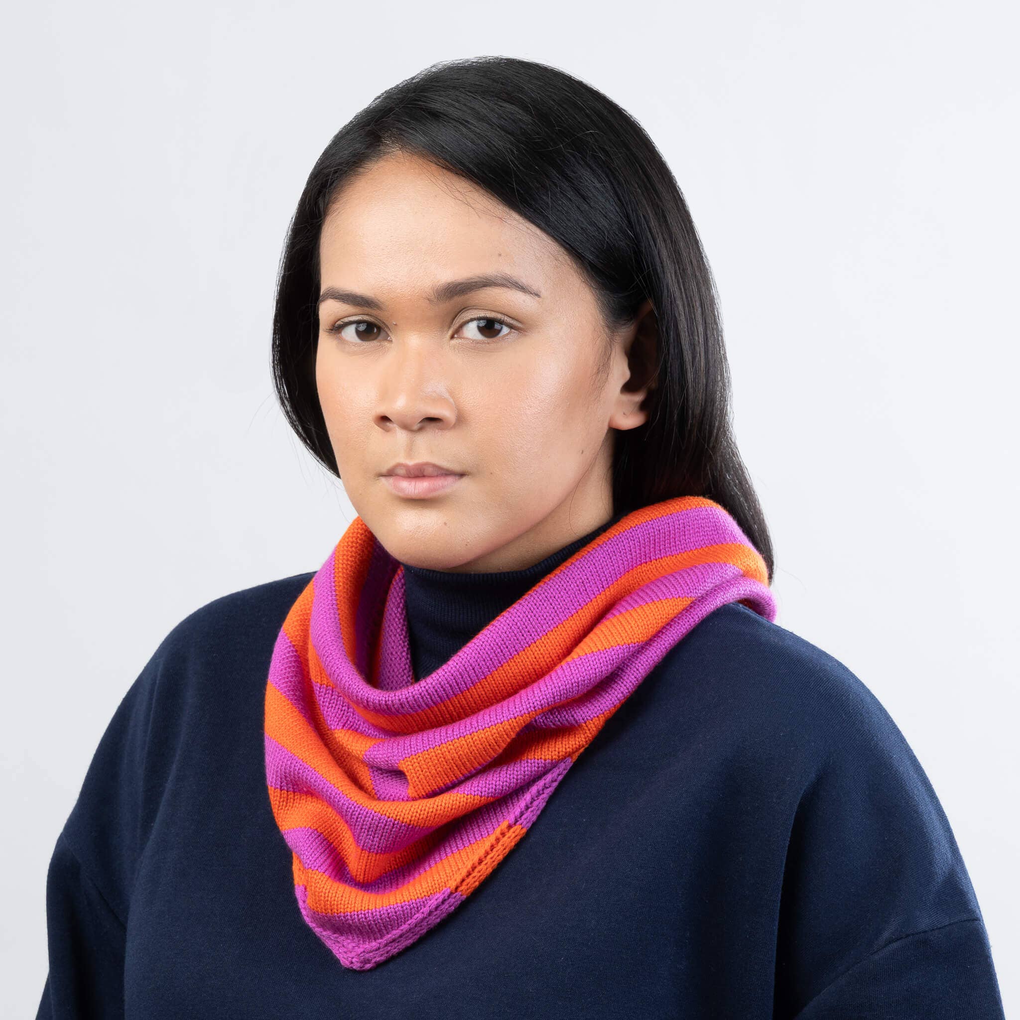 VERLOOP | knits - Wholesale Scarf - Women's - Simple Stripe Triangle Scarf20