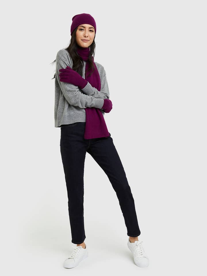 Capsule écharpe en cachemire mongol pour la vente par Delfina&Co