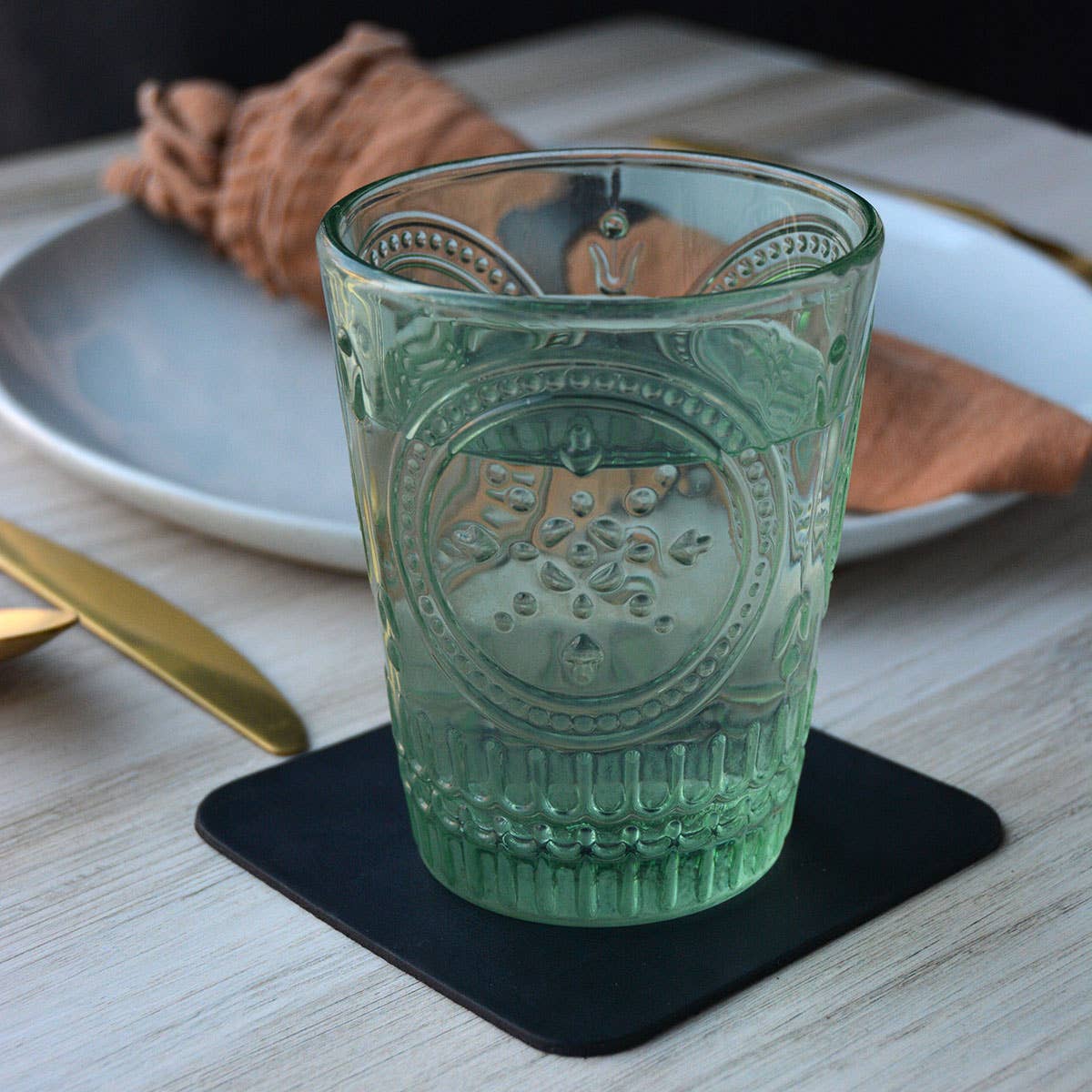 Dichotomie Studio – wholesale Underlägg – Fyrkantigt läderunderläggset: Handfärgat3