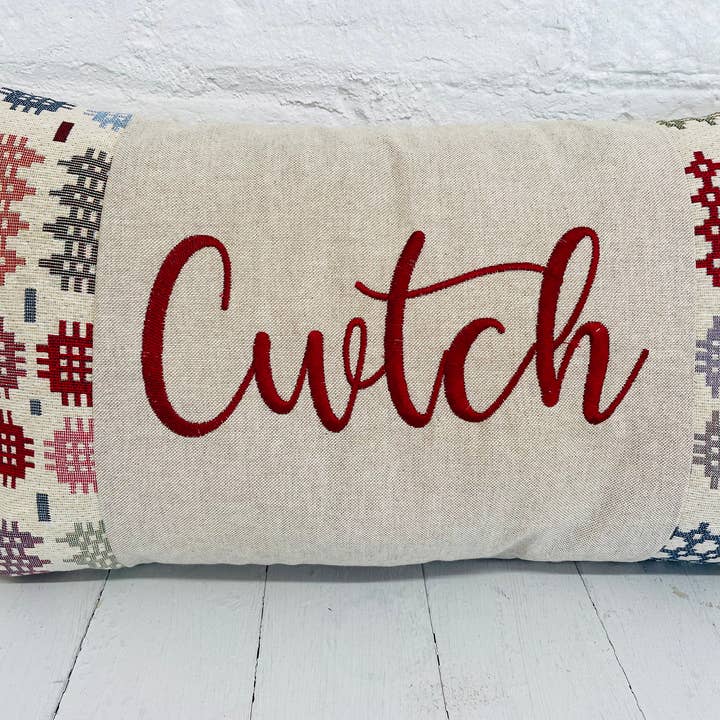 Lizzie Dixon Designs – wholesale Throw/decorative pillow – Cwtch Welsh Blanket style Cushion