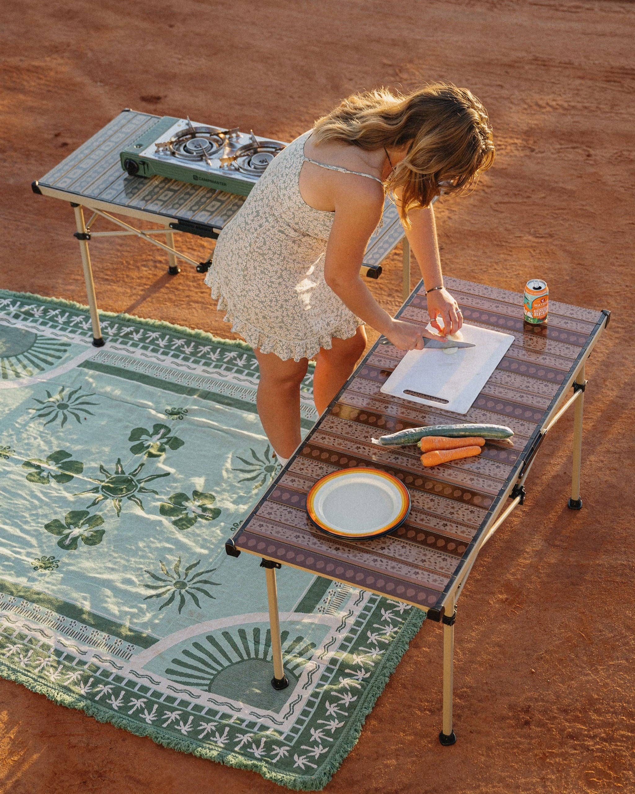 Sunni Scenes - Wholesale Patio table - Wander Camping Table9