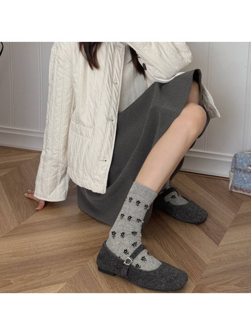 Funkyrel® Atzbranding Limited - Wholesale Socks - Women's - Rufia - Gray Floral Bow Mid-Calf Socks for Women10