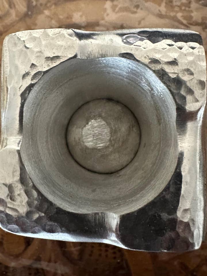 Cendrier en aluminium marocain fait main #4 pour la vente par Marrakech Bazaar