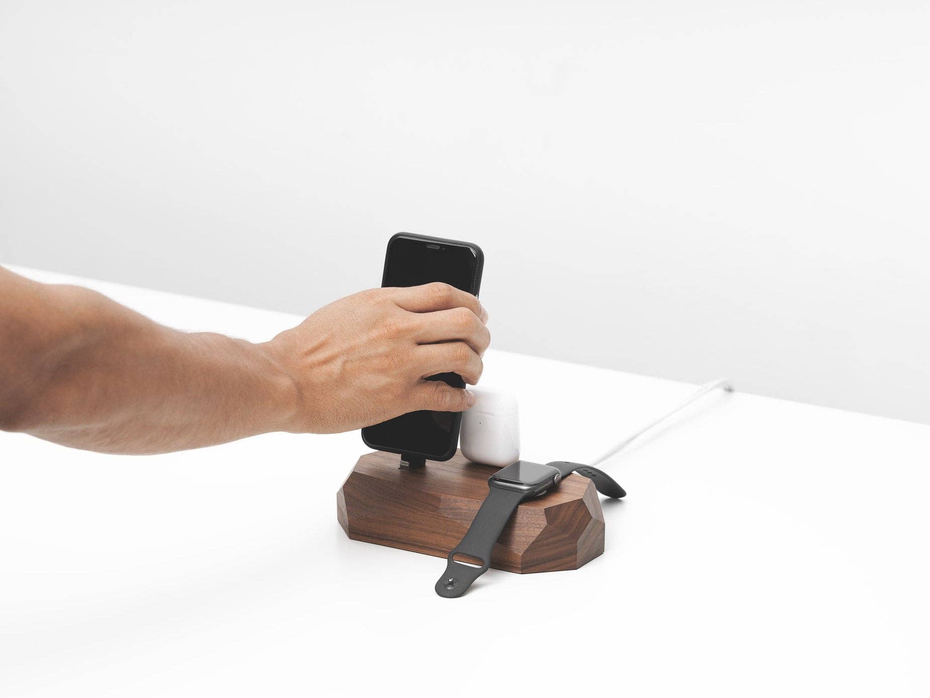 Oakywood - Wholesale Charging Dock - Triple Dock10