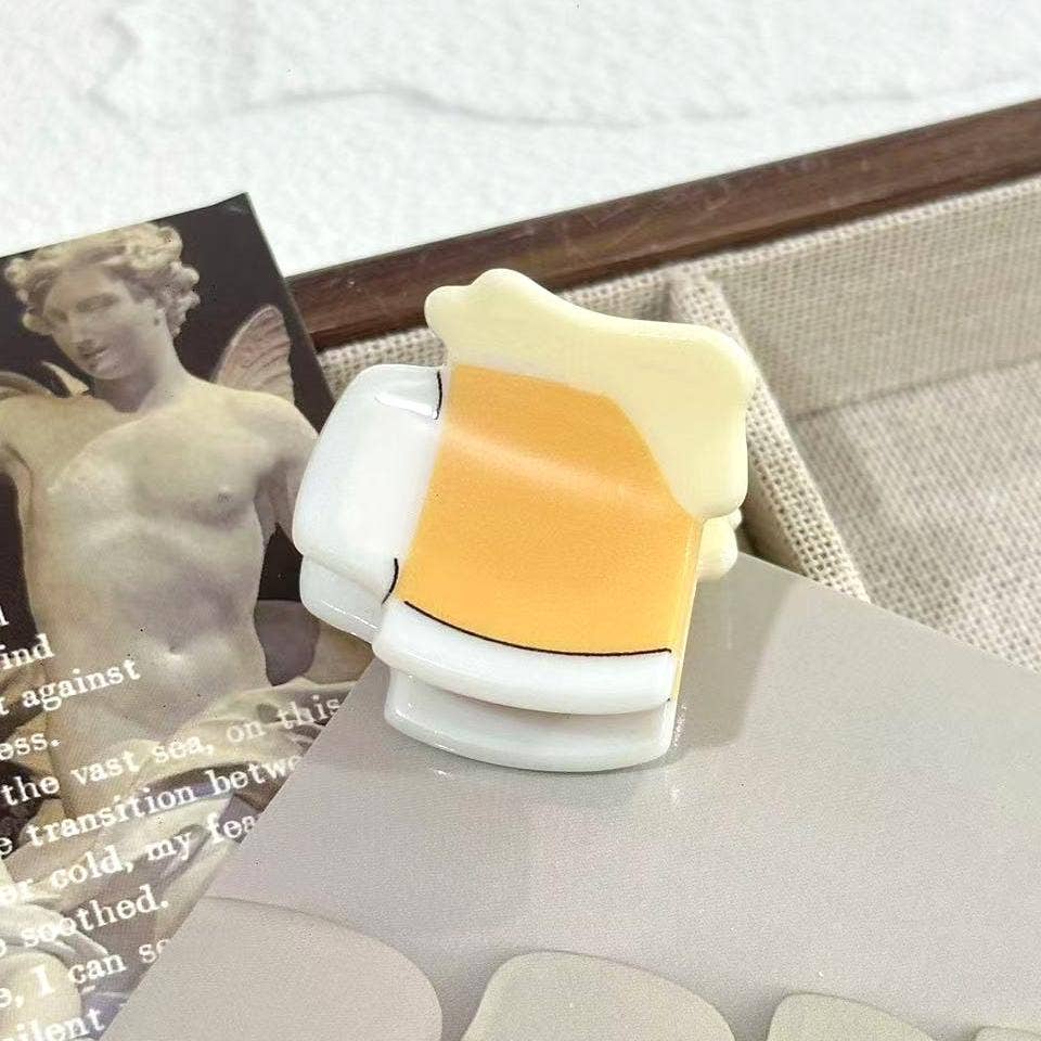 SoapElenGlen – Großhandel Haarclip – Damen – Handbemalte weinglasförmige Acryl-Mini-Haarspange3