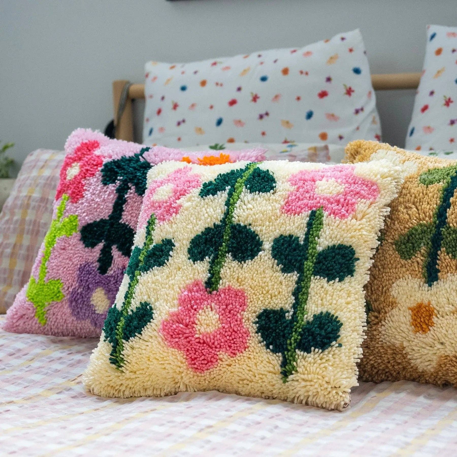 Craft Club – Engroshandel DIY-hobbysæt – PICK OF THE BUNCH TRIO - Pude Sæt6