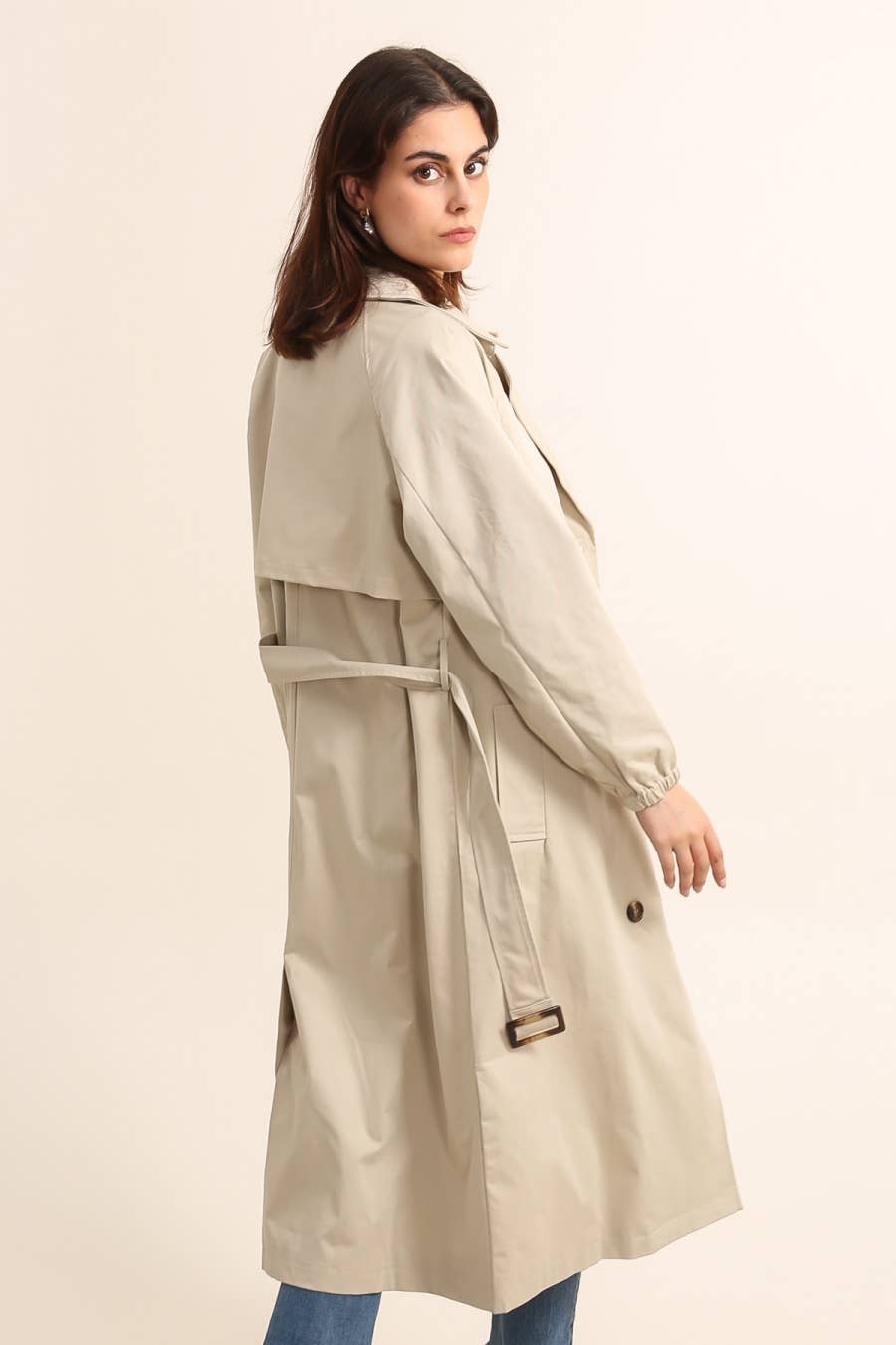 Attrait Paris – Engroshandel Trenchcoat - Dame – Lang trenchcoat med bælte11