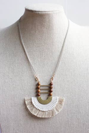 This Ilk – Großhandel Kette mit Anhänger/Charm – Nubische Wüstenkette in Holzperlen7