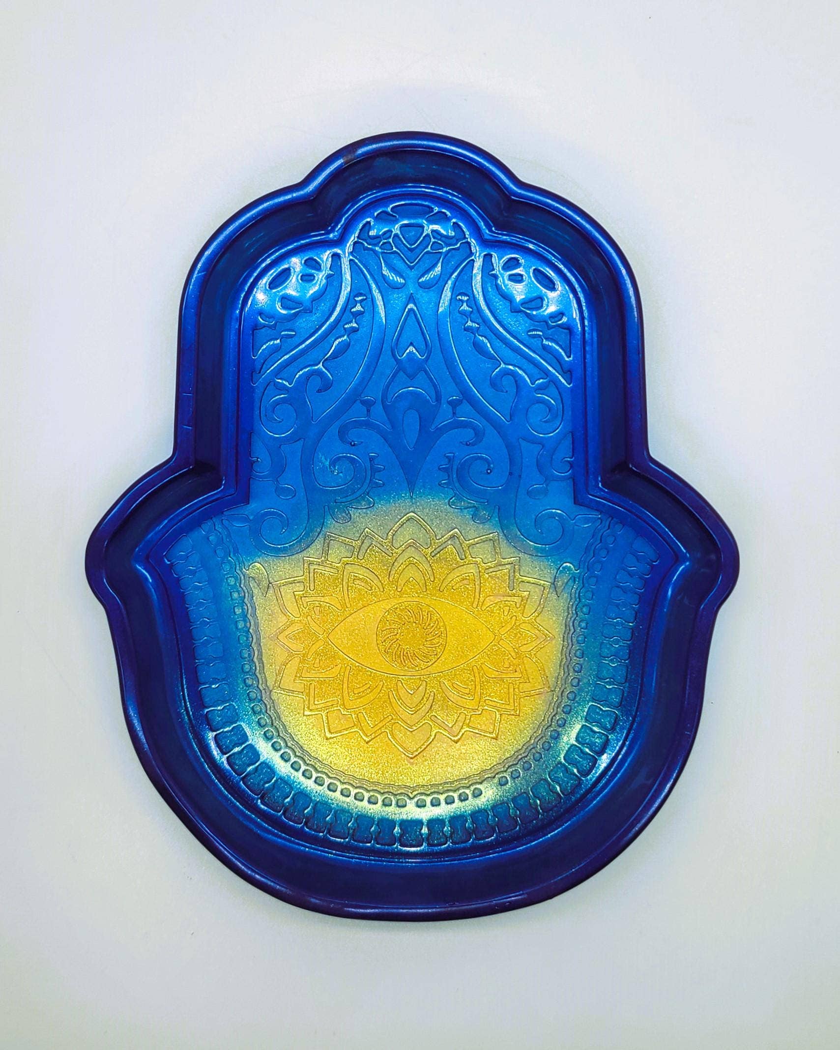 Slightly Askew Art - Wholesale Jewelry Dish - Hamsa Hand Trinket Dish - Made with Resin & Color-Shift Mica11