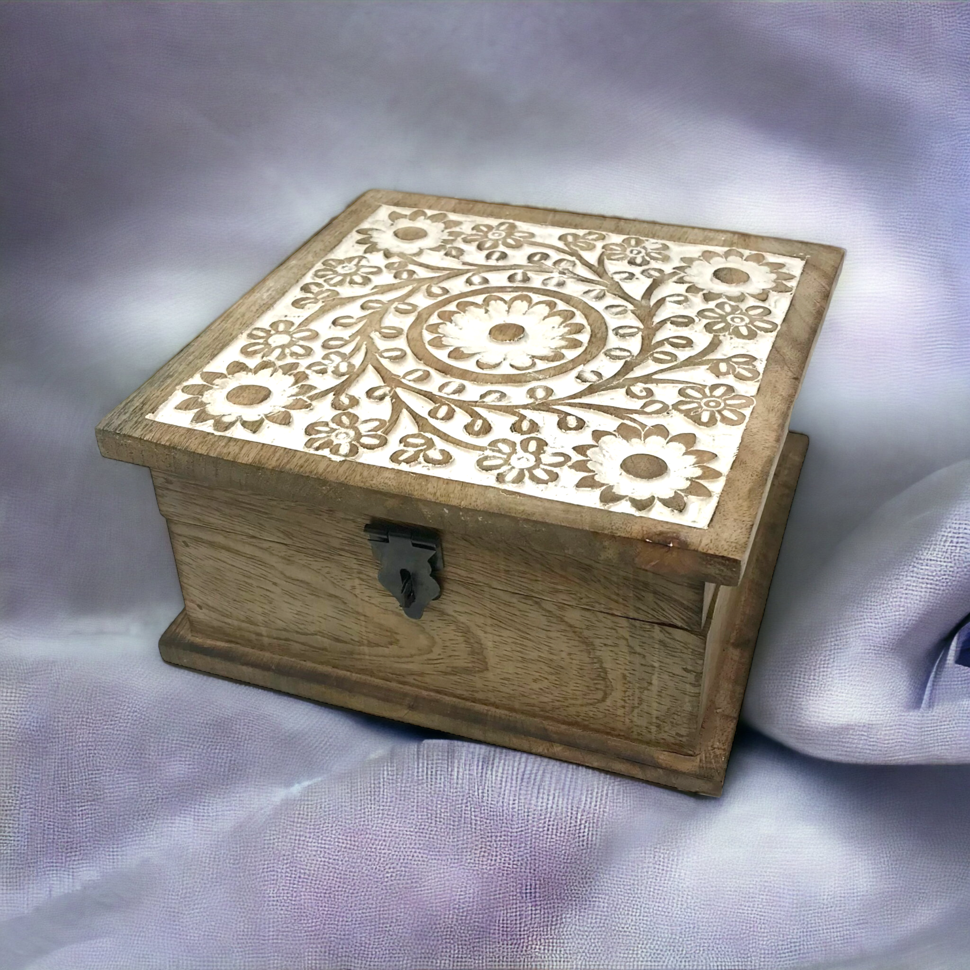 Wilco Home – Großhandel Dekoschachteln – Herbst geschnitzte Holz "Blumengarten" Scharnierbox6