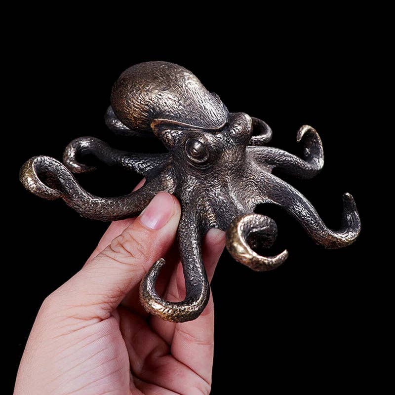 Kiyo Home - Wholesale Decorative Figurine - Copper Octopus Statue | Mini Figurine | Copper Sculpture1