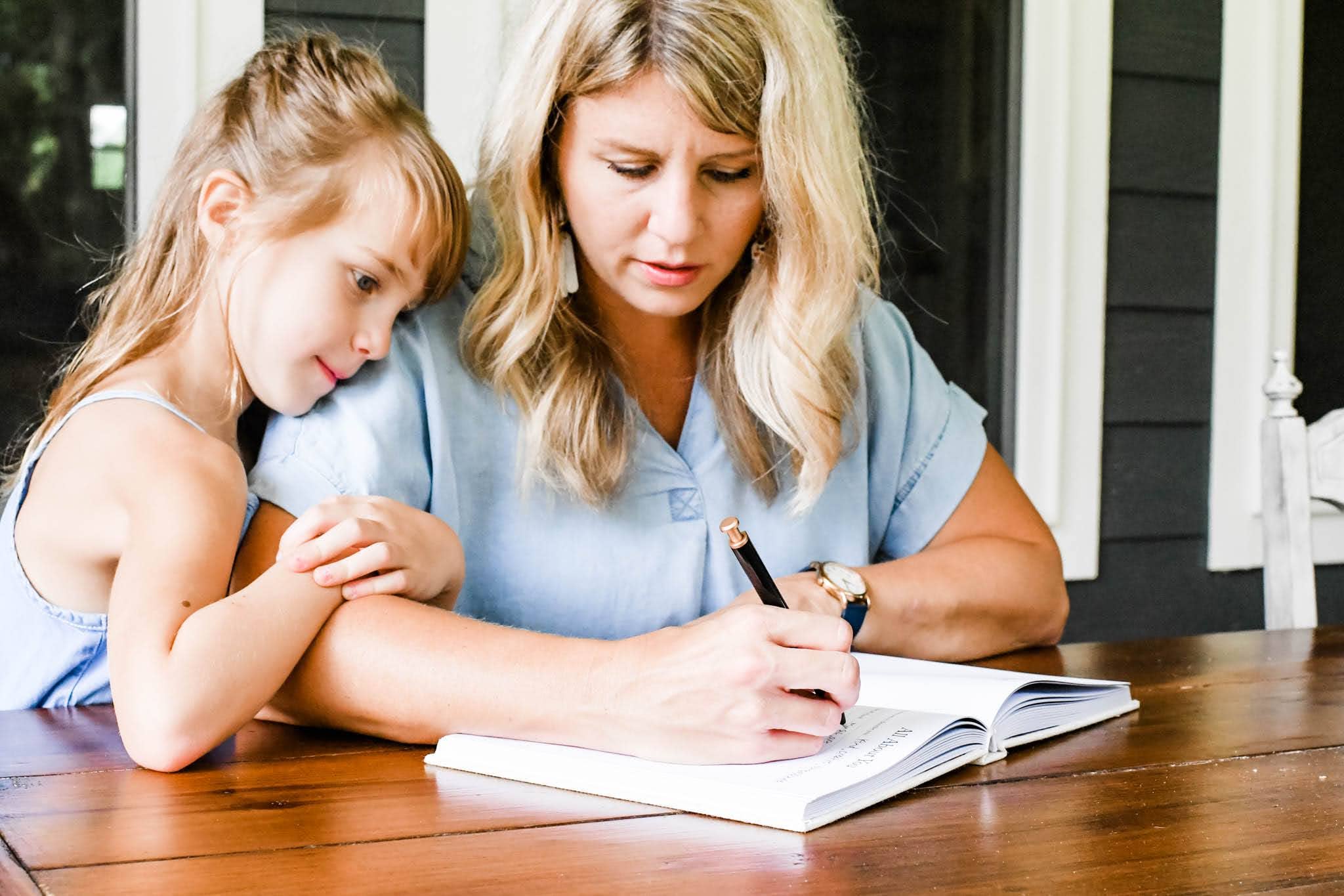 Duncan & Stone Paper Co. - Wholesale Journal/Diary - Dear Daughter Childhood Keepsake Book | Mother's Day Gift9