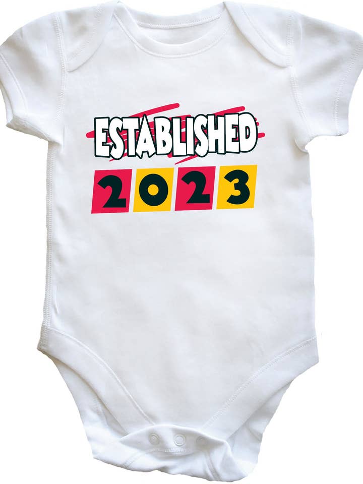 Etableret 2023 Kortærmet Baby Vest Bodysuit for engroshandel hos Little Ratbag