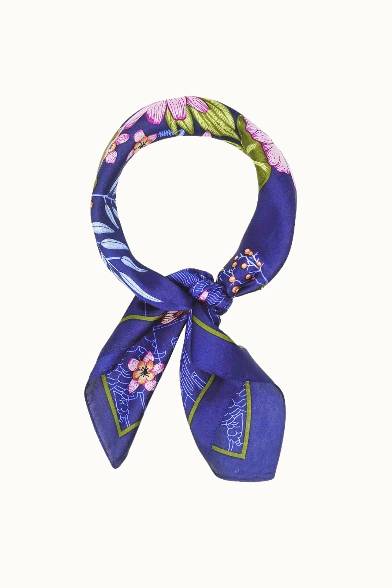 Olive & Pique – wholesale Halsduk - Unisex – "Så Silkeslen" Satinhalsduk, Mångsidig, Blå0