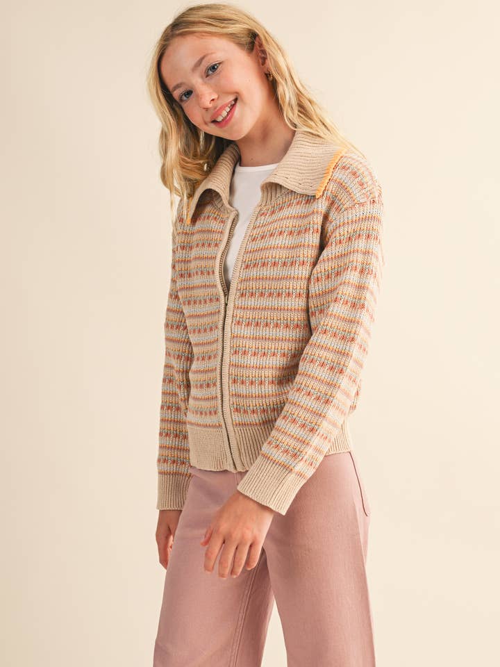 VESTE EN MAILLE À FERMETURE ÉCLAIR AVEC COL MARIN POUR FILLES PRÉ-ADOLESCENTES (7-14) pour la vente par heart and arrow