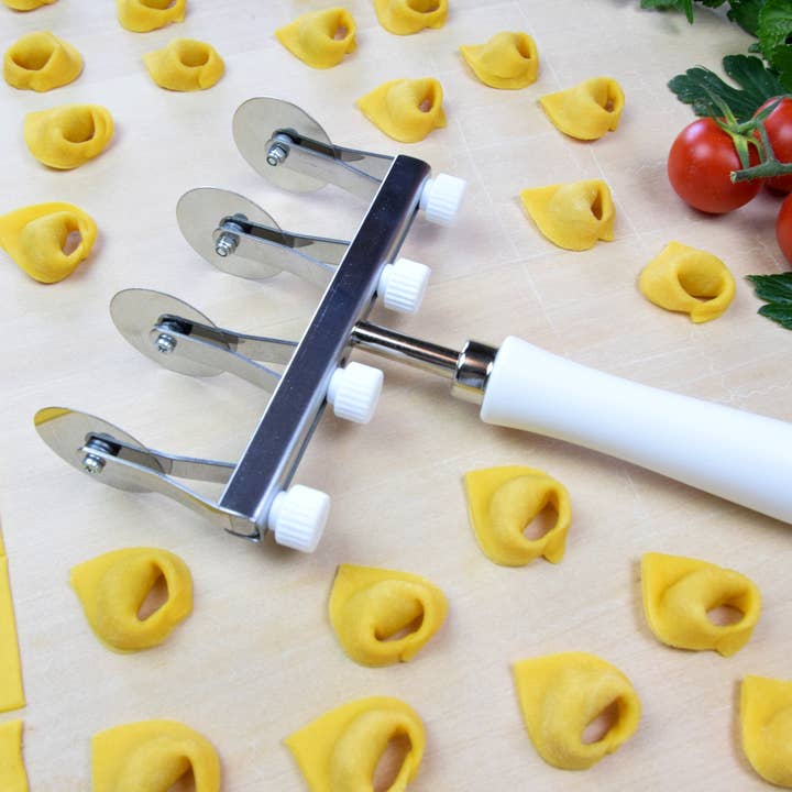Elettro Center - Wholesale Kitchen Tool/Gadget - Adjustable Pasta Cutter 4 Blades 120mm, adjustable pastacutter3