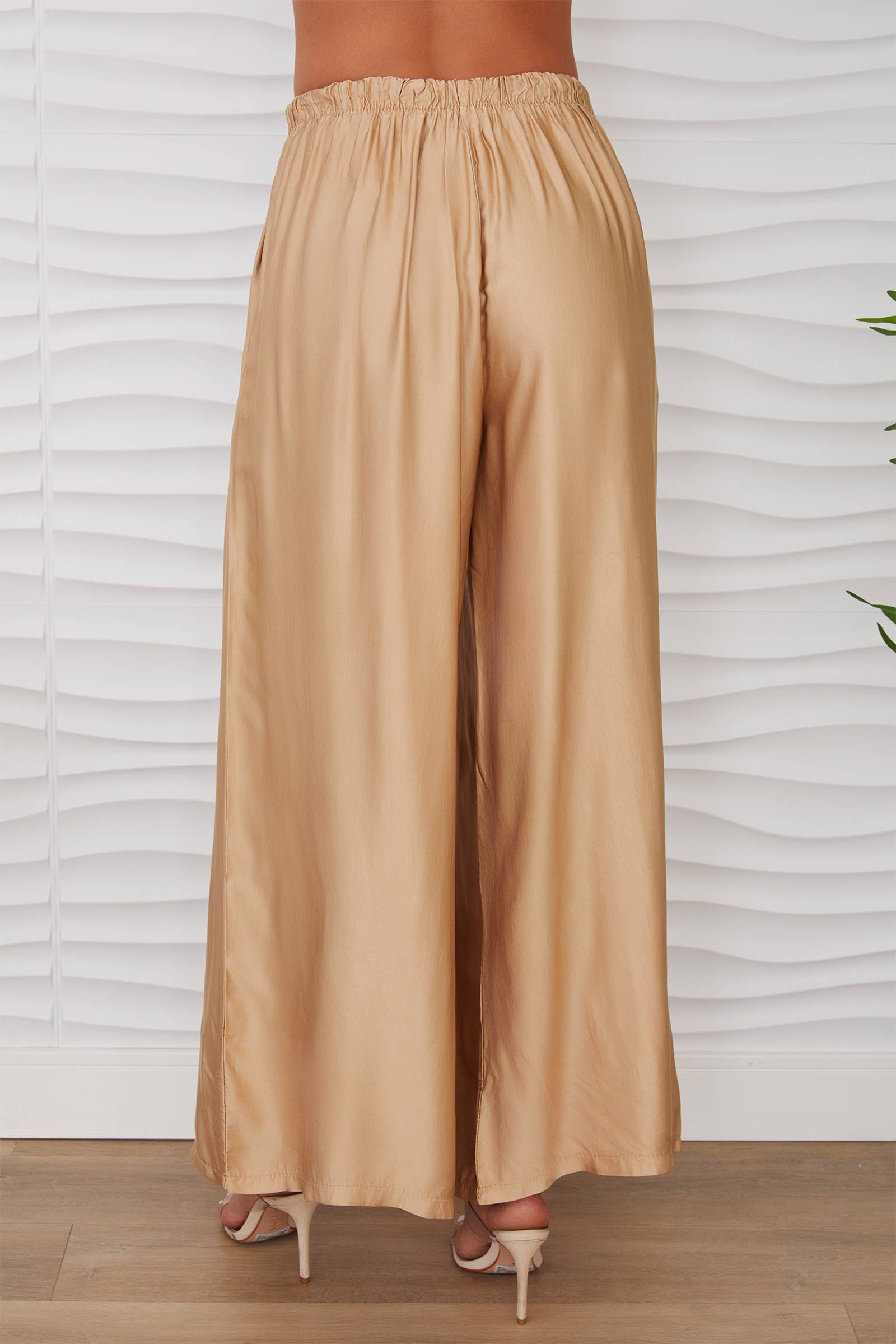 MILIO MILANO – wholesale Pants – Women's – SILKY WIDE LEG PANTS (11505)10