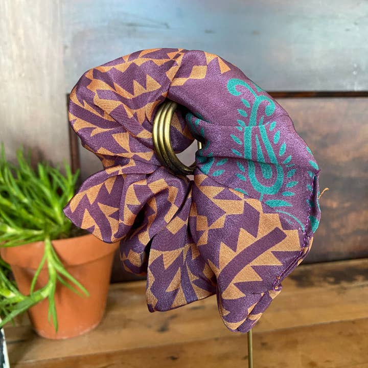 Seeds - Wholesale Scrunchie - Women's - Repurposed Silk Scrunchie | Made From Upcycled Silk Scraps8