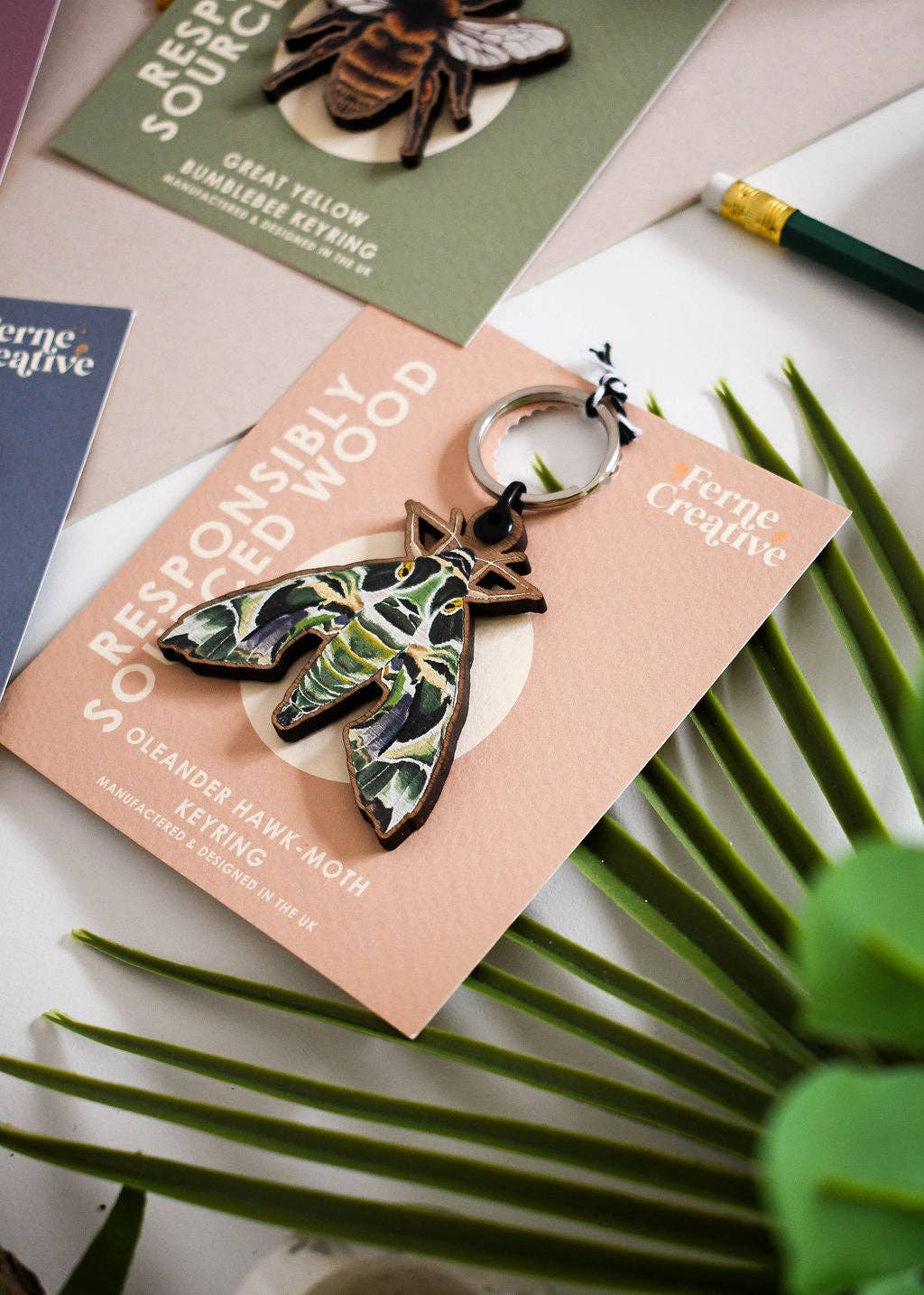 Ferne Creative - Vente Porte-clés – unisexe - Porte-clés en bois Sphinx du laurier-rose2