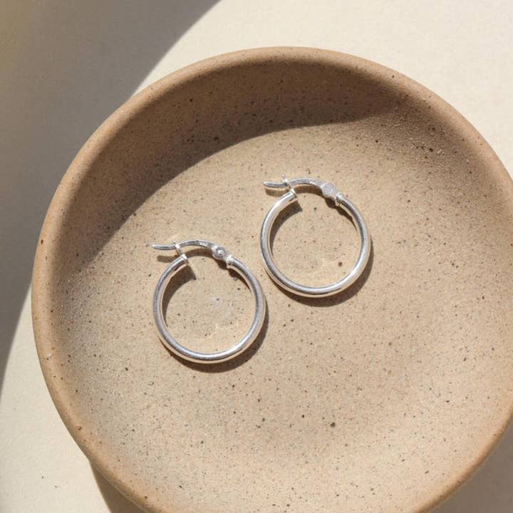 Token Jewelry - Wholesale Hoop Earrings - Classic Hoops2