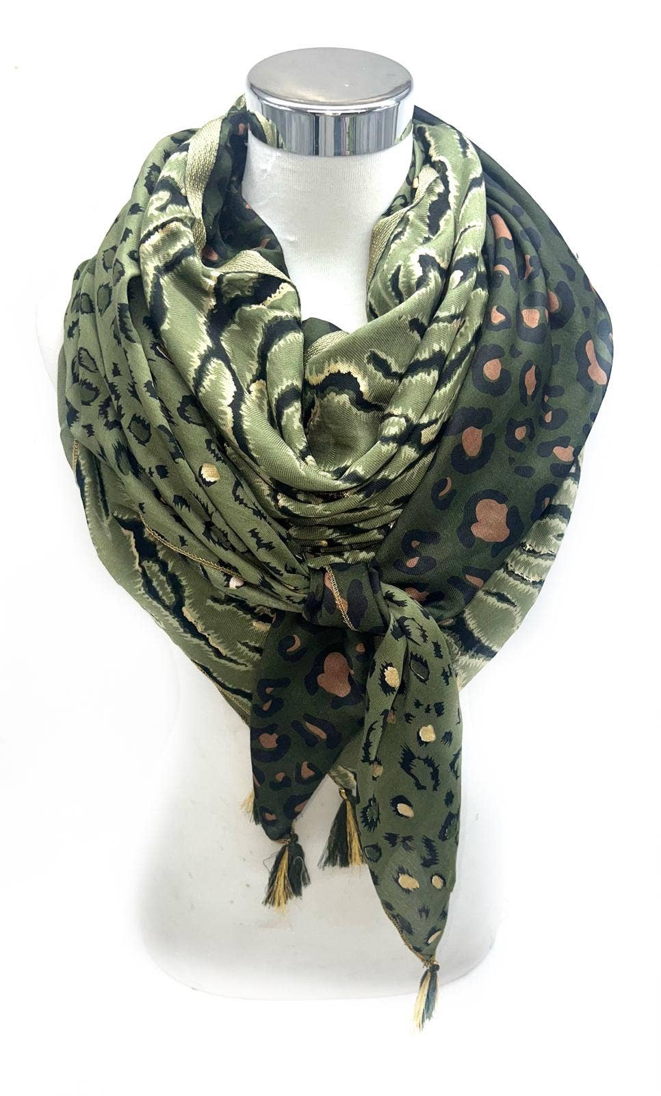 LINETA - Wholesale Scarf - Women's - GC-12 Large square patchwork scarf with tassel2