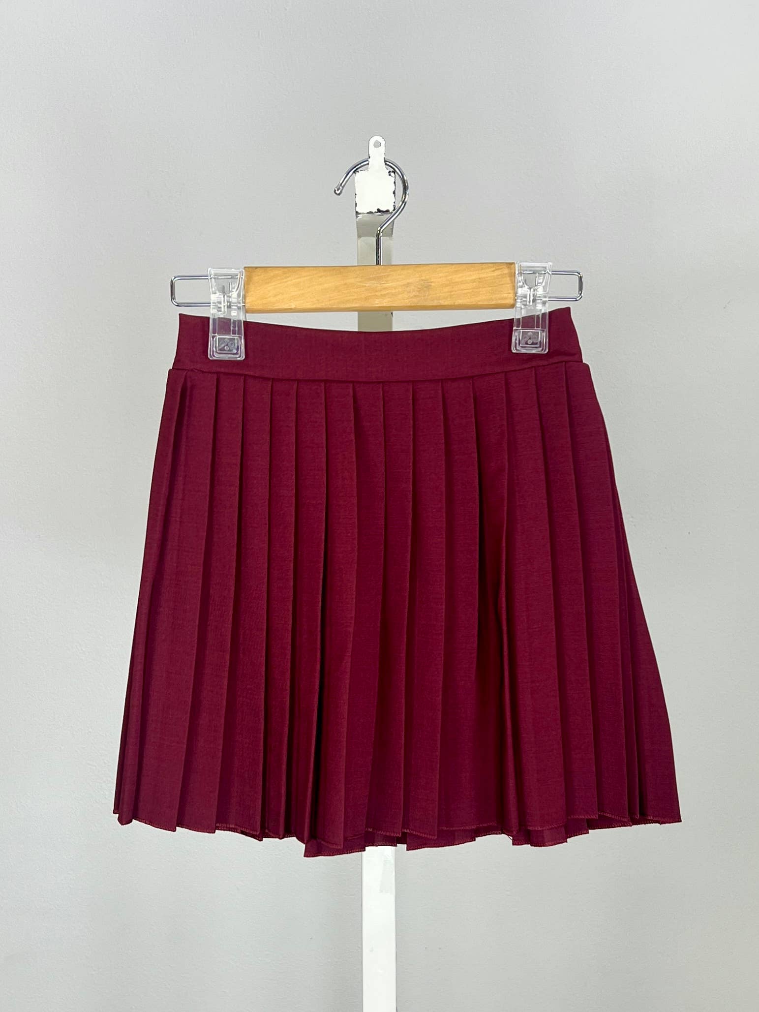 MINI MIGNON PARIS - Wholesale Skirt - Kids - Solid pleated schoolgirl skirt for girls3