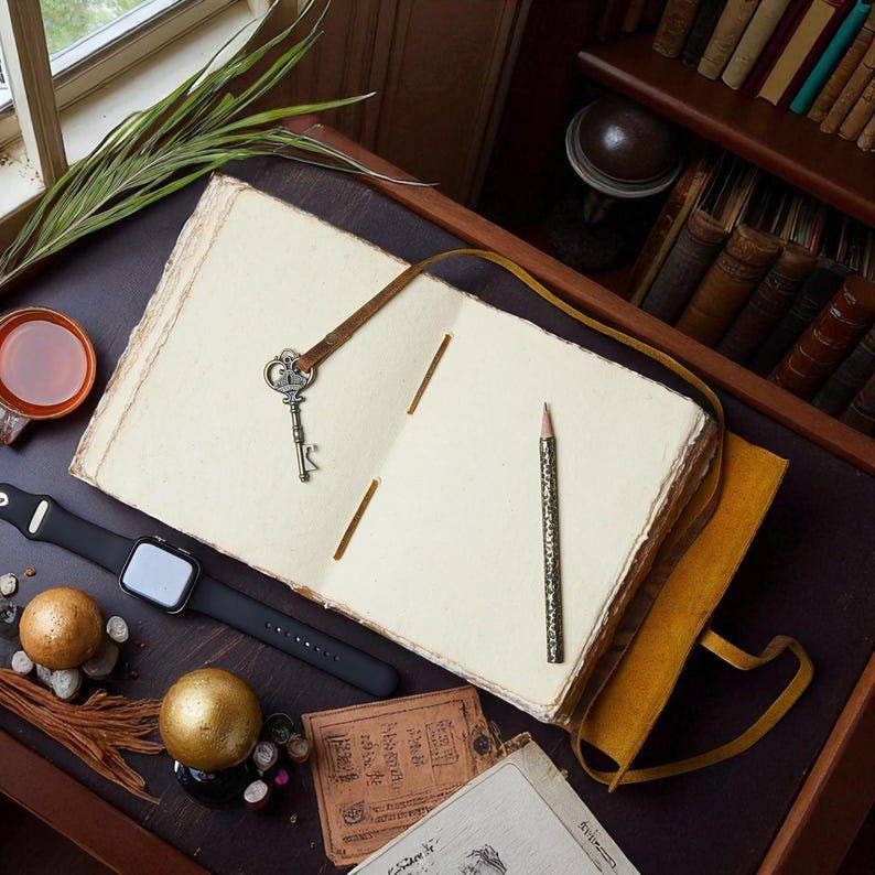 Leatherooze – wholesale Journal och dagbok – Handgjord läderdagbok med nyckel: Rustik resedagbok med rivna kanter3