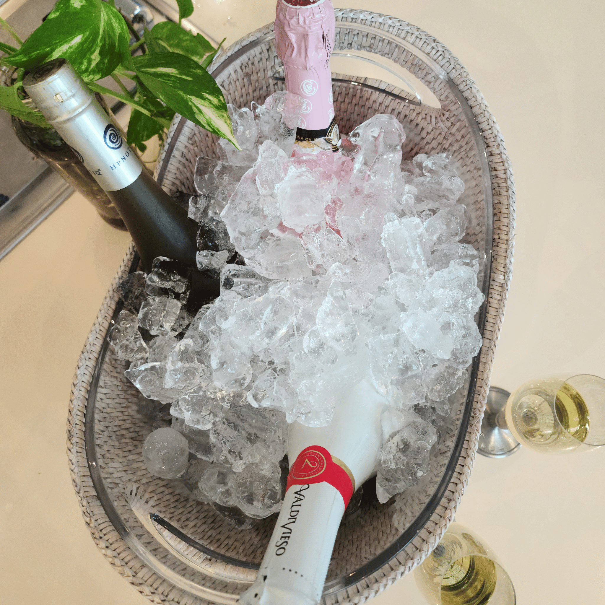 Artifacts Trading Company – Großhandel Flaschenkühler – Rattan-Champagnerkühler mit Acryleinsatz – Eiskühler5