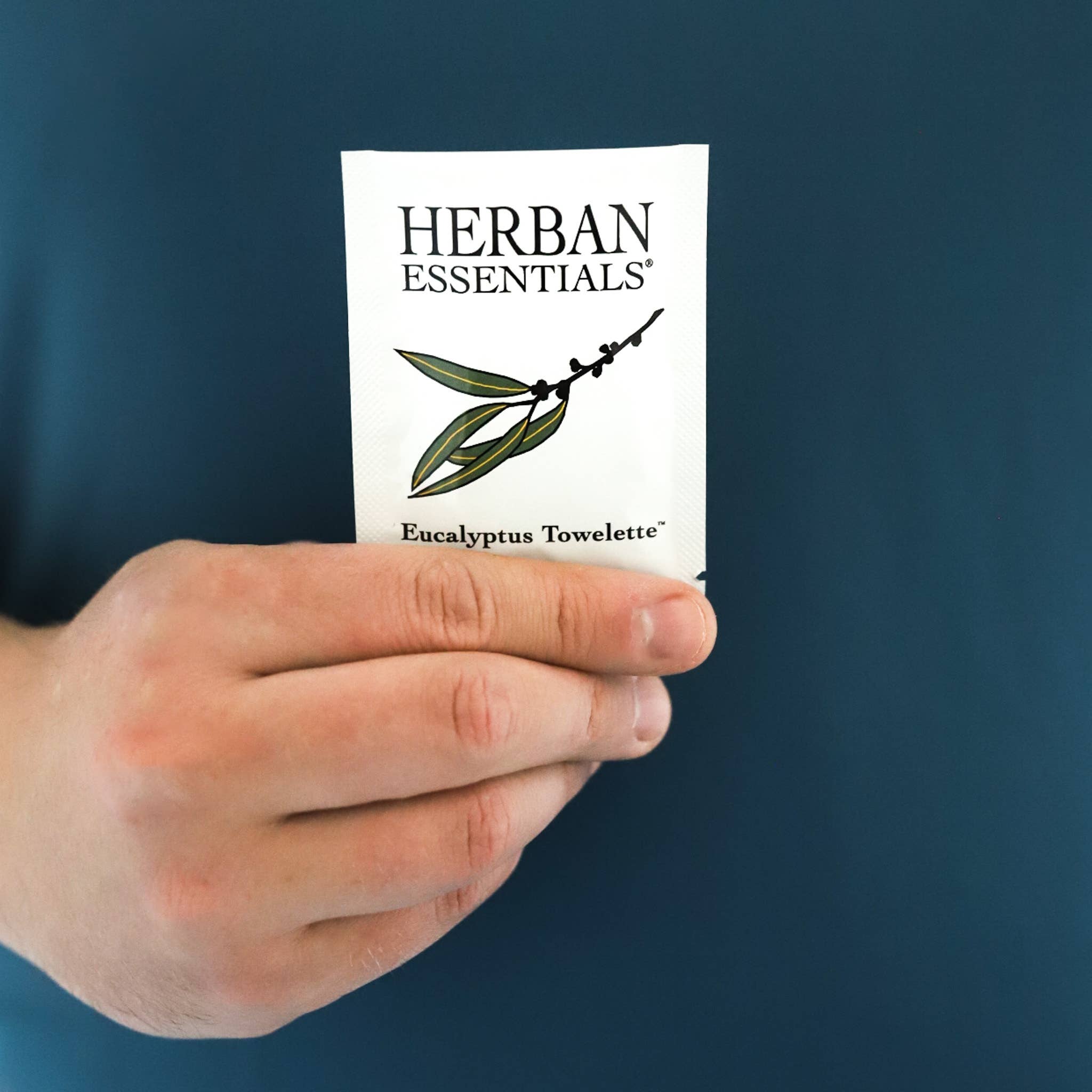 Herban Essentials - Wholesale Face & Body Wipes - Eucalyptus Towelettes - 20 Individual Essential Oil Wipes 3