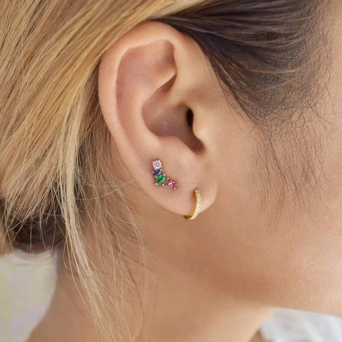 Ofina Jewelry - Wholesale Huggie Earrings - 10k Solid Gold CZ Textured Channel Huggie1