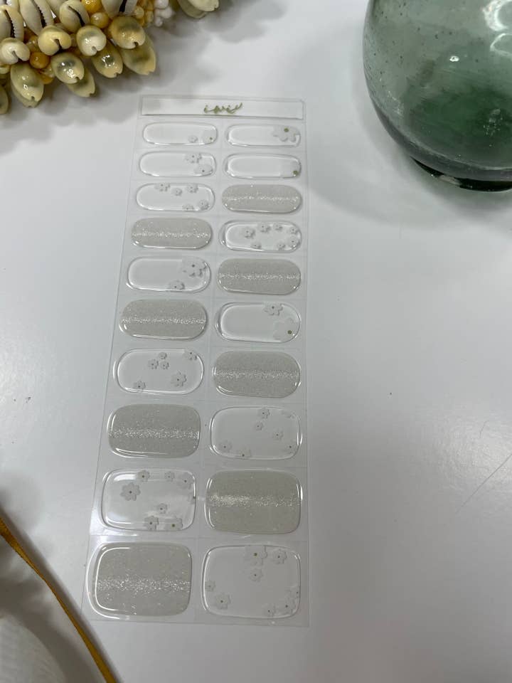 Pikake Dot for wholesale by Iwi Nails