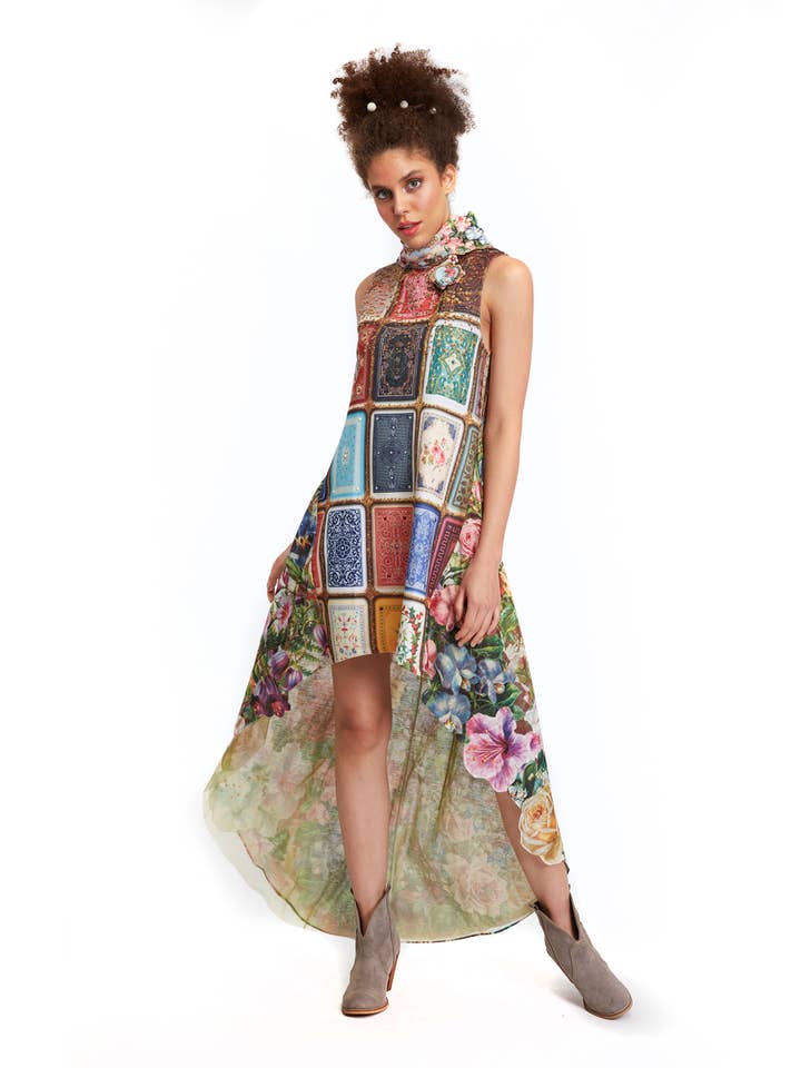 IPNG Design – Engroshandel Kjole - Dame – Kjole Høj Lav - Fortune In Flowerland2