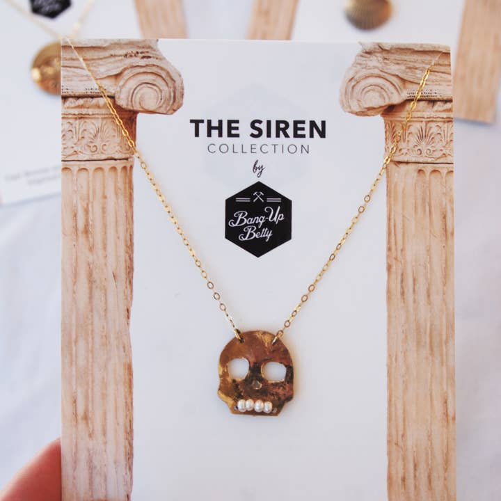 Bang-Up Betty - Wholesale Pendant/Charm Necklace - The Orpheus and Eurydice Necklace