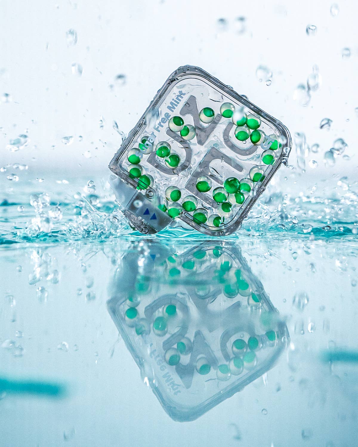 NUDE Mints - Vendita all'ingrosso Vitamine/integratori orali - NUDE Mints - Capsule di Menta Liquida a Doppia Azione (Menta Verde)6