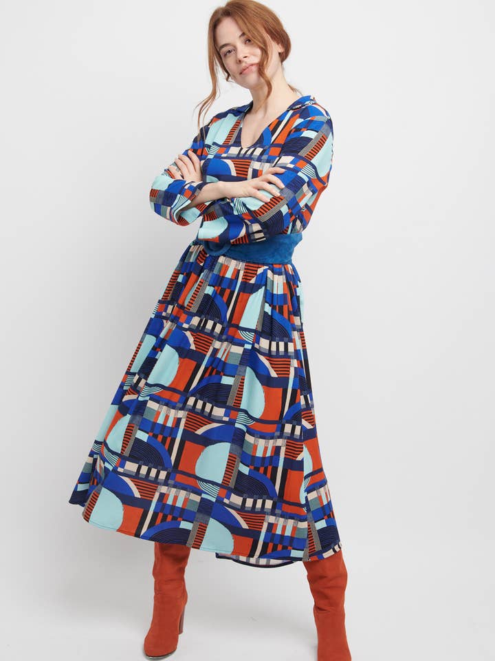 V-neck long dress with a mechanical graphic pattern for wholesale by MADE IN SENS