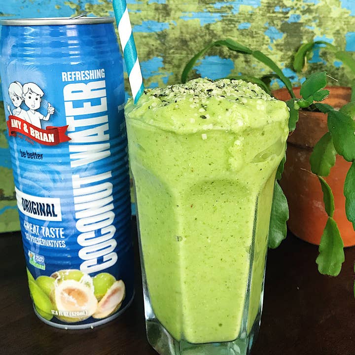 Amy & Brian - Vente Eaux aromatisées/infusées (non gazéifiées) - Eau de coco Amy & Brian Premium, originale - 17,5 fl oz9