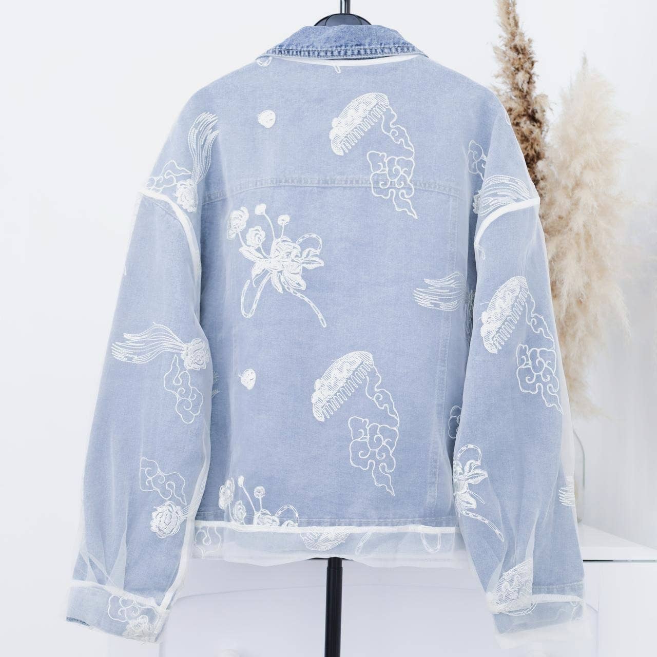 PEACH ACCESSORIES – wholesale Denim jacket – Women's – Cloud Veil Denim Jacket DNM091