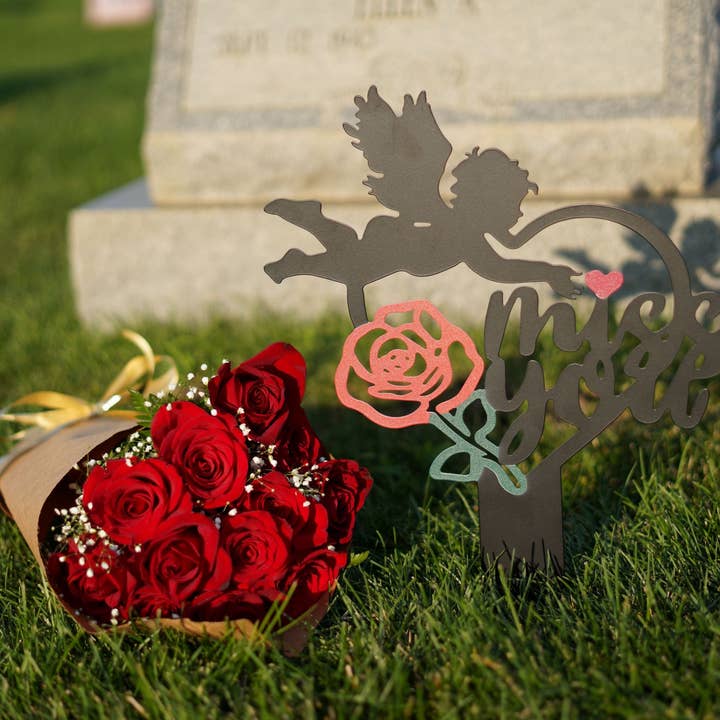 Palo del cimitero «Miss You» per la vendita all'ingrosso da parte di Jersey Devil Sales LLC