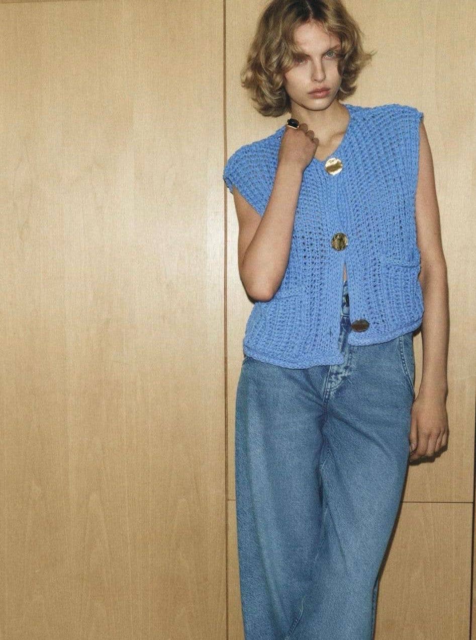 LORIANE - Wholesale Knit Sweater - Women's - 145B  Knit vest/cardigan one size8