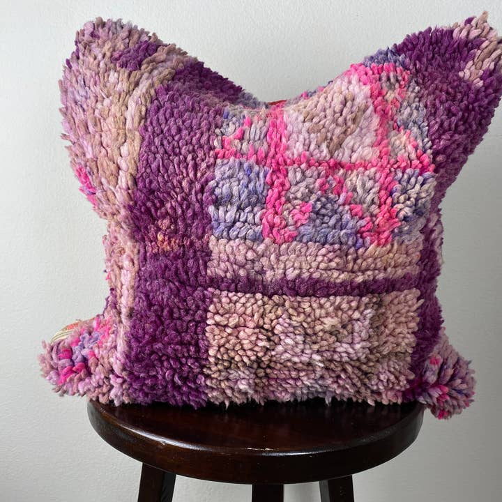 Eclectic Collective – wholesale Prydnadskuddfodral – Marockansk kuddfodral av mattmaterial1