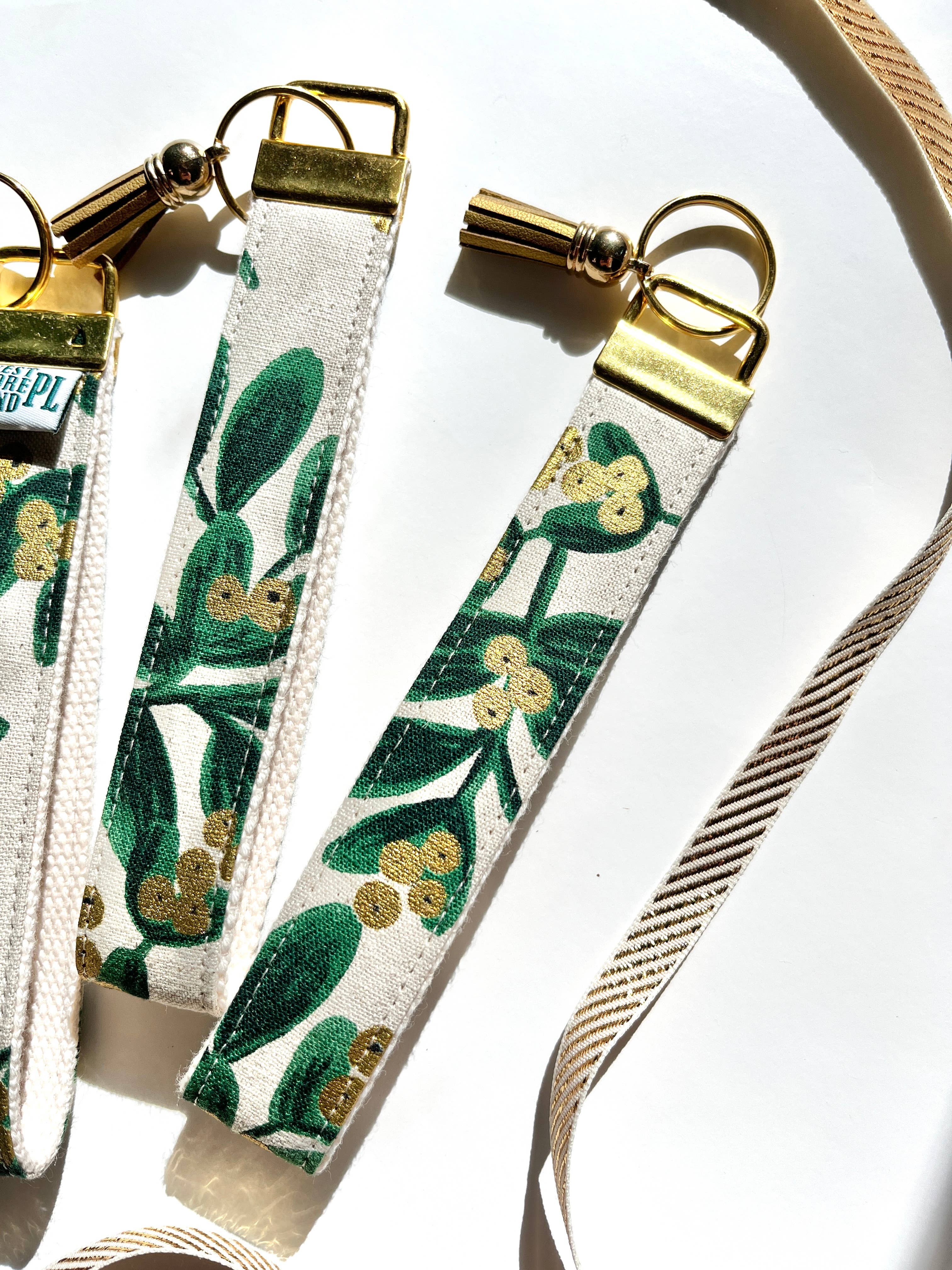 Westmoreland Place - Wholesale Keychain - Women's - Limited Winter Edition - Greenery & Gold Key Fob Wristlet8